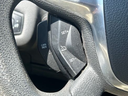 Used 2015 Ford Escape S FWD image 20