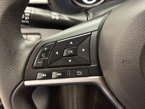 Used 2023 Nissan Altima 2.5 SV AWD/4WD image 14