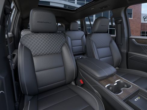 New 2026 GMC Acadia Denali w/ Super Cruise Package FWD image 40