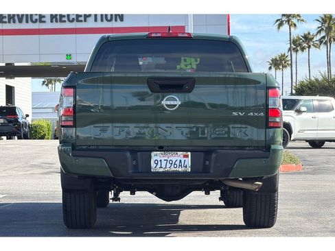 Used 2024 Nissan Frontier SV w/ Technology Package AWD/4WD image 5