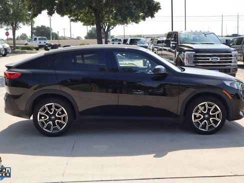 Used 2026 BMW X2 xDrive28i AWD/4WD image 2