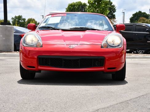 Used 2001 Toyota MR2 RWD image 3