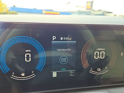 New 2026 Hyundai Santa Fe SE image 9