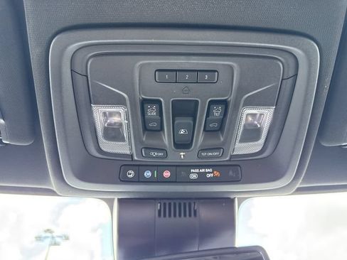 Used 2023 GMC Sierra 1500 AT4 w/ AT4 Premium Package AWD/4WD image 14