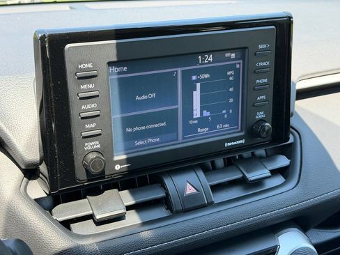Used 2020 Toyota RAV4 LE w/ All Weather Liner Package AWD/4WD image 4