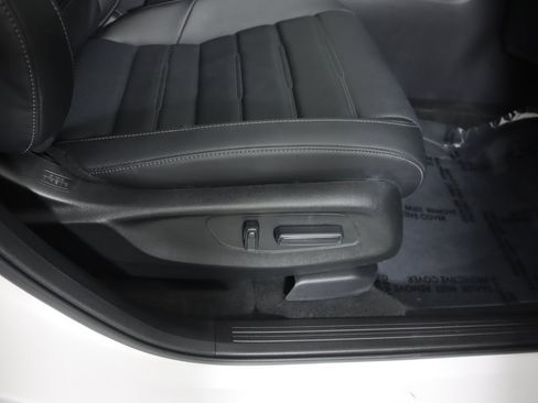 Used 2026 Honda CR-V EX-L image 33