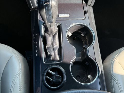 Used 2019 Ford Explorer XLT w/ Equipment Group 202A image 32