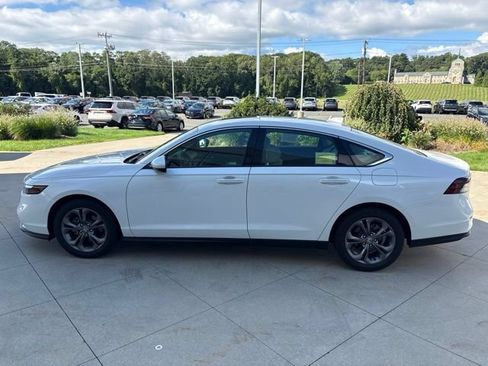 Used 2024 Honda Accord EX image 4
