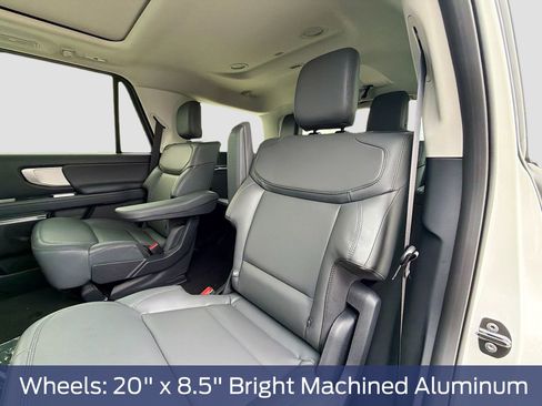 New 2026 Ford Expedition Active image 33