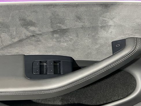 Used 2024 Tesla Model 3 Performance image 14