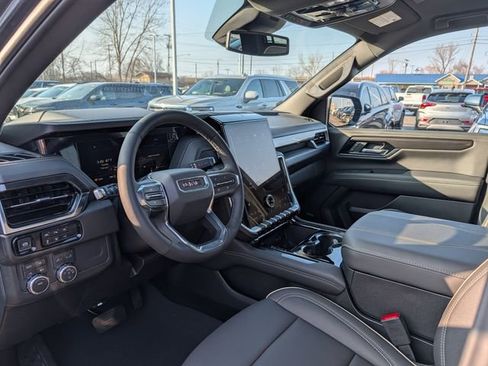 Used 2026 GMC Yukon XL Elevation w/ LPO, Floor Liner Package image 10