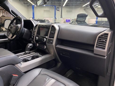 Used 2020 Ford F150 Platinum w/ Equipment Group 701A Luxury image 17