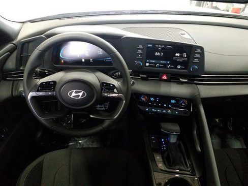 New 2026 Hyundai Elantra SEL Sport w/ Cargo Package image 3