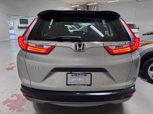 Used 2019 Honda CR-V LX image 4