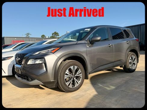 Used 2023 Nissan Rogue SV FWD image 1