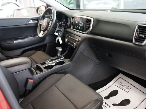 Used 2022 Kia Sportage LX image 39