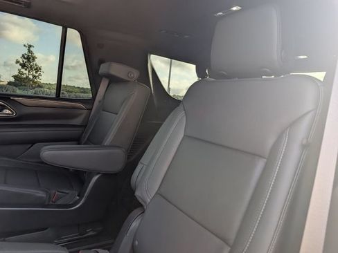 Used 2024 Chevrolet Tahoe Z71 w/ Z71 Off-Road Package AWD/4WD image 28