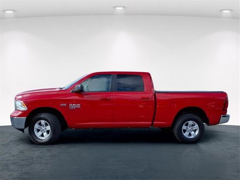 Used 2019 RAM 1500 Classic SLT image 3