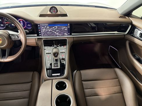 Certified 2023 Porsche Panamera Platinum Edition RWD image 27