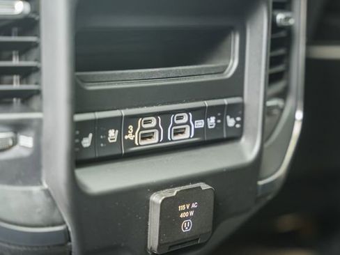 Used 2019 RAM 1500 Limited AWD/4WD image 46