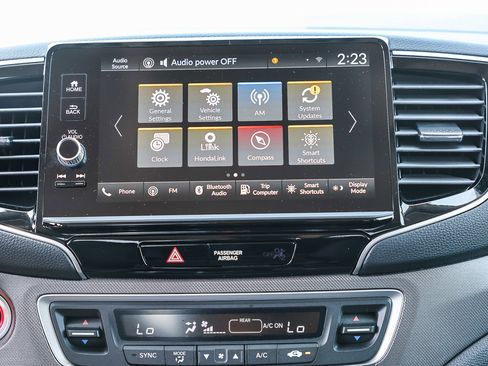 Certified 2025 Honda Ridgeline Sport image 4