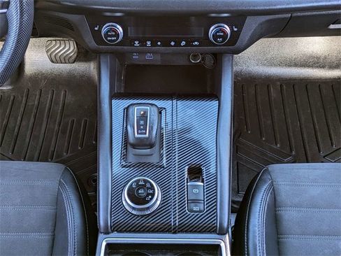 Used 2023 Mitsubishi Outlander SE Black Edition image 21