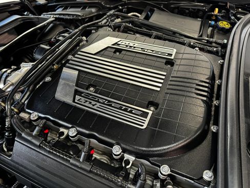 Used 2015 Chevrolet Corvette Z06 w/ 3LZ Preferred Equipment Group RWD image 49