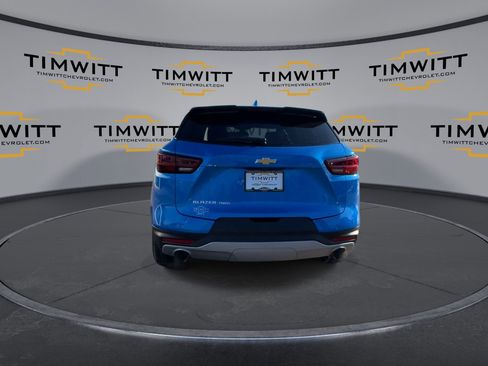 Used 2025 Chevrolet Blazer LT image 8