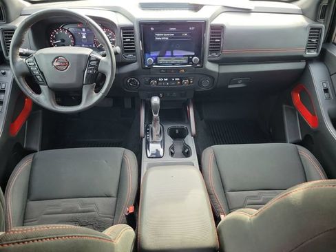 Used 2024 Nissan Frontier PRO-4X w/ Technology Package AWD/4WD image 17