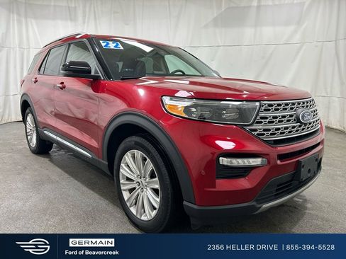 Used 2022 Ford Explorer Limited w/ Limited Technology Package image 2