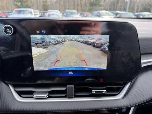 Used 2026 Chevrolet Equinox LT image 27