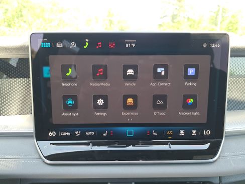 New 2026 Volkswagen Tiguan SE R-Line AWD/4WD image 22