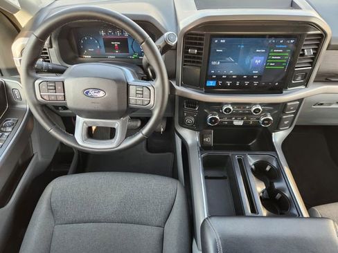 Used 2025 Ford F150 XLT w/ Equipment Group 301A Standard image 27