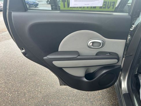 Used 2019 Kia Soul image 13