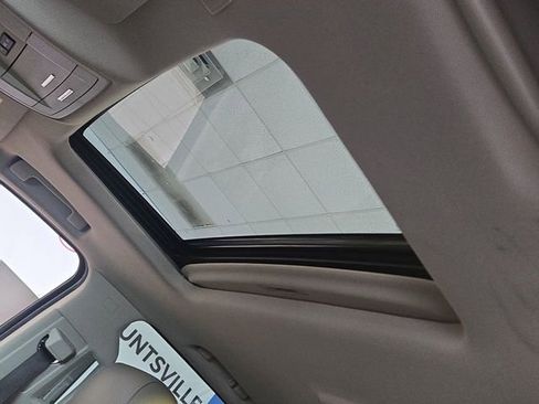 Used 2018 Chevrolet Tahoe LT image 22