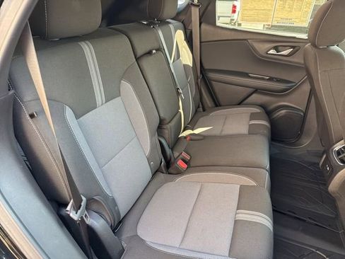 Used 2024 Chevrolet Blazer LT w/ Convenience Package FWD image 28