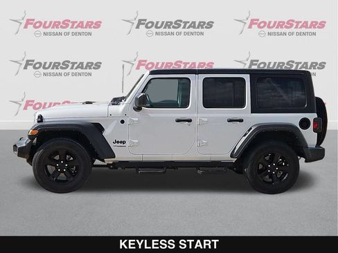 Used 2022 Jeep Wrangler Unlimited Sport AWD/4WD image 8