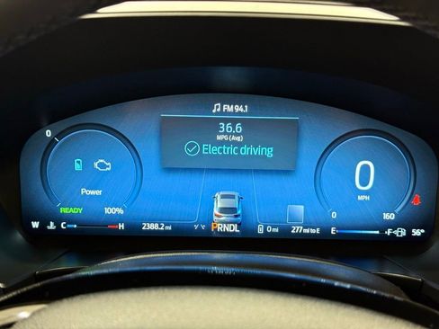 New 2024 Ford Escape SE w/ PHEV Premium Package image 32