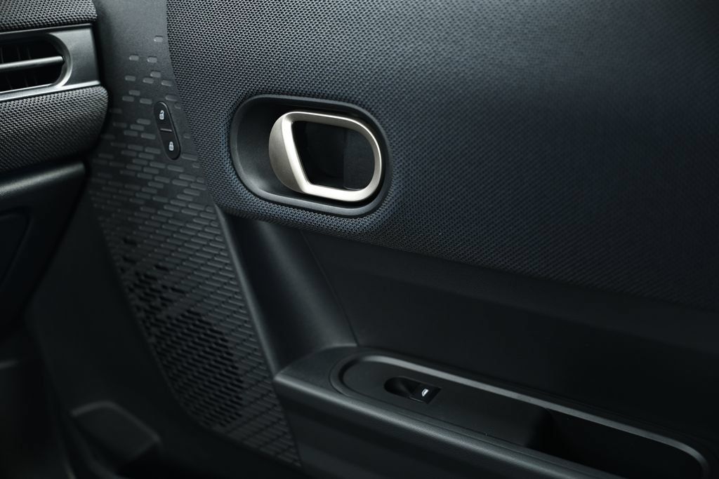 New 2026 MINI Cooper 2-Door Hardtop FWD image 40