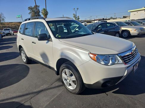 Used 2010 Subaru Forester 2.5X w/ Popular Equipment Group 1A AWD/4WD image 3