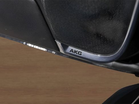 Certified 2024 Cadillac Escalade Luxury image 23