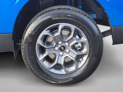 New 2026 Ford Maverick XLT AWD/4WD image 9
