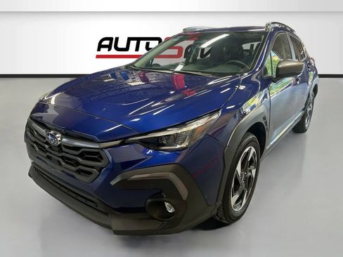 Used 2025 Subaru Crosstrek 2.5i Limited AWD/4WD image 3