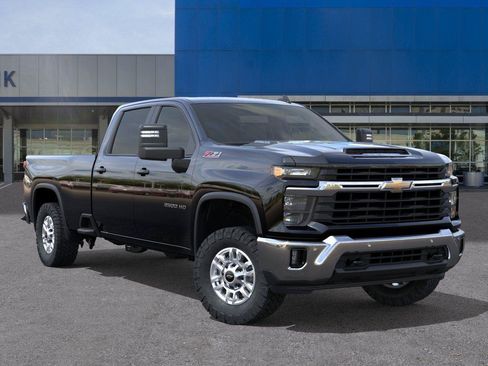 New 2026 Chevrolet Silverado 2500 LT w/ All Star Edition AWD/4WD image 7