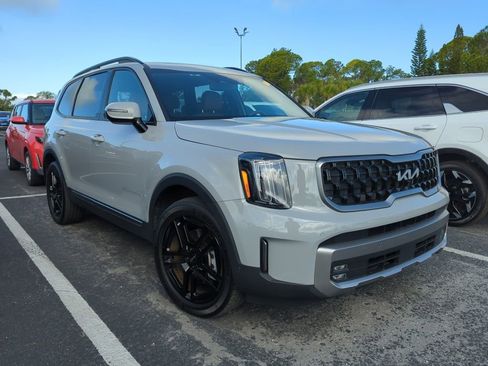 Used 2023 Kia Telluride SX X-Line image 1