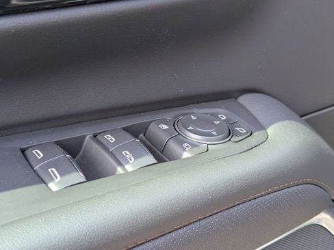 New 2026 Chevrolet Tahoe High Country AWD/4WD image 9