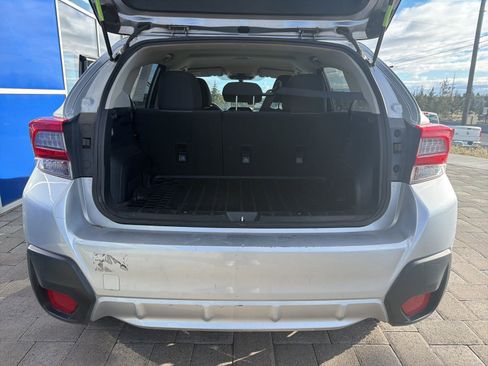 Used 2023 Subaru Crosstrek 2.0i Premium image 9