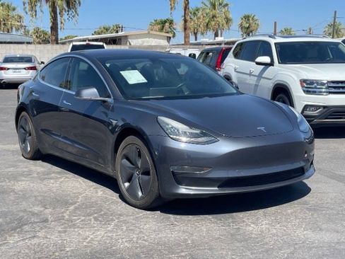 Used 2018 Tesla Model 3 Long Range RWD image 1