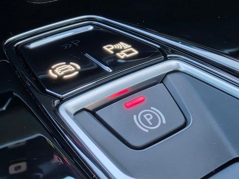 New 2026 Audi A6 Premium Plus AWD/4WD image 31