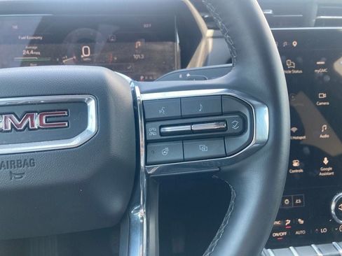 Used 2026 GMC Terrain Elevation w/ Elevation Premium Package FWD image 12